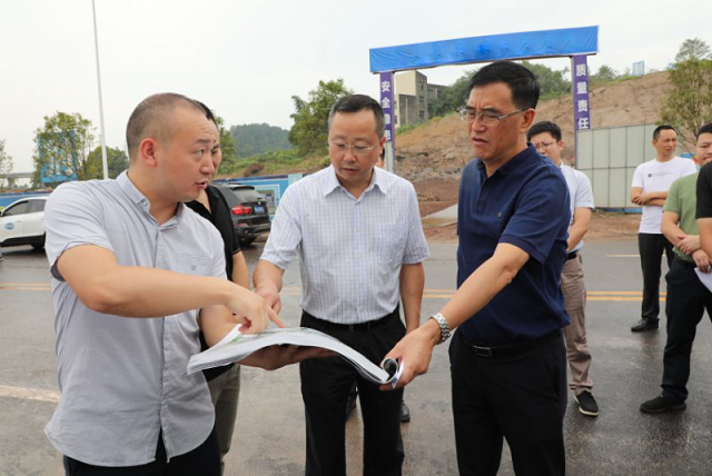 達(dá)州市委副書記、市長郭亨孝深入中國供銷西南冷鏈物流達(dá)州基地調(diào)研